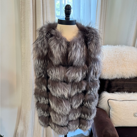 Genuine Fox Fur Vest - Grey, Silver, Black - Picture 3 of 11